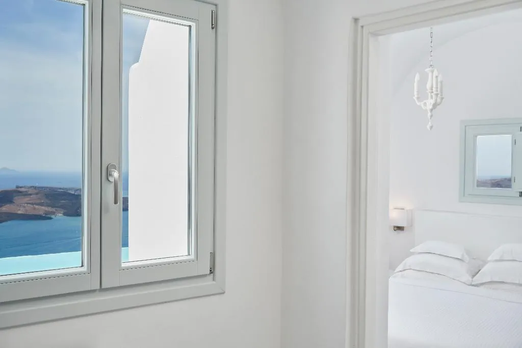 VILLA THREE BEDROOMS WITH PRIVATE POOL Room, Canaves Elefas Villas, Santorini
