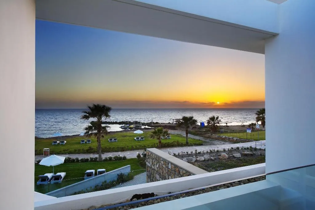 Room, Paradise Cove Luxurious Beach Villas, Cyprus