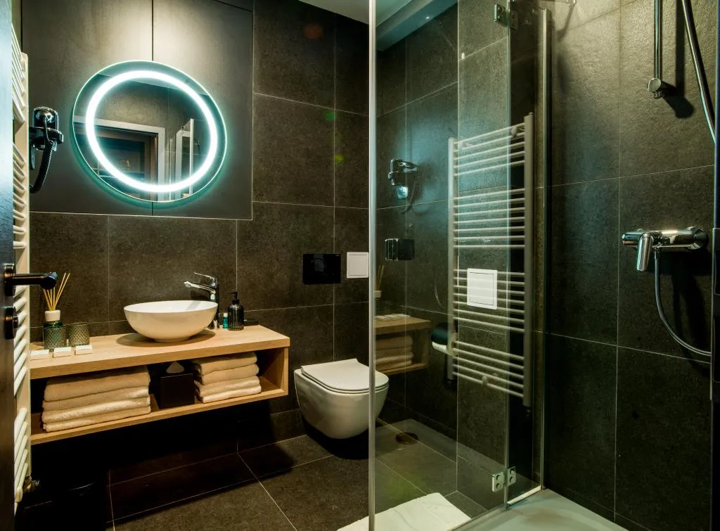 Double or Twin QUEEN SIZE BED Room, Rooftop Planet Prague Hotel, Prague