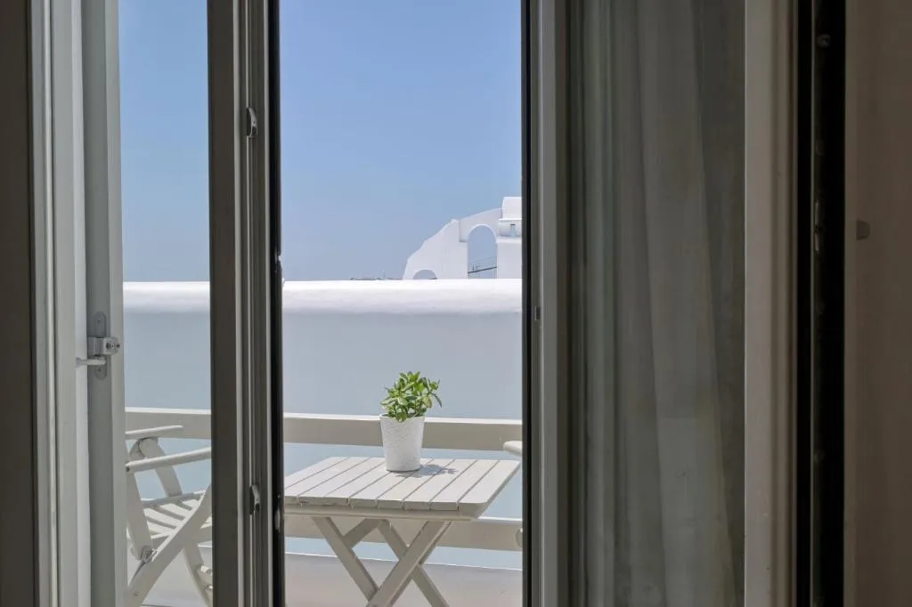 DOUBLE SUPERIOR POOL VIEW Room, Nodo Boutique Hotel, Mykonos