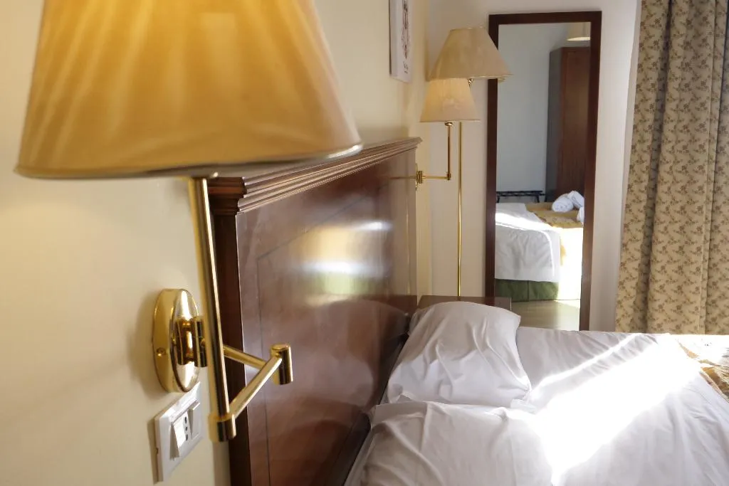 QUADRUPLE STANDARD Room, Hotel Elios, Taormina