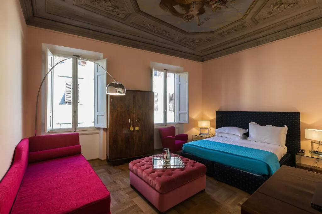 Double or Twin SUPERIOR QUEEN BED Room, Hotel La Scala, Florence