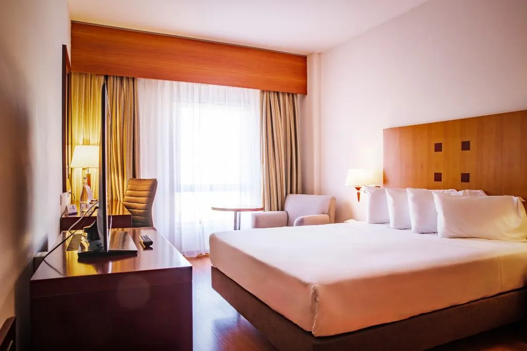 SINGLE STANDARD Room, VIP Executive Santa Iria Hotel, Lisbon