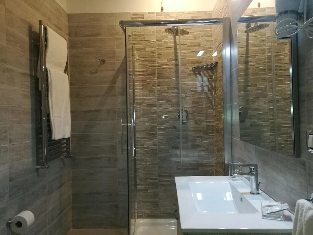 Room, B&B Marange, Naples