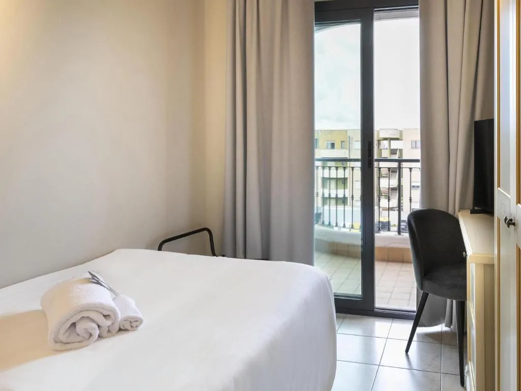SINGLE Accessible Room, B&B Hotel Pomezia Cortese, Rome