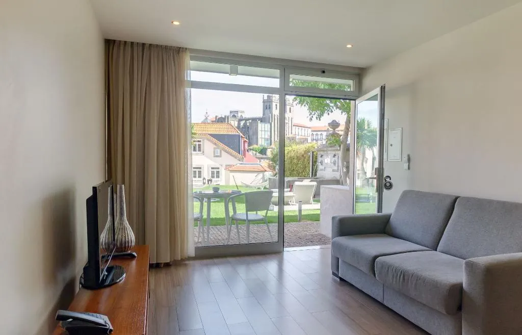 VILLA SUPERIOR Room, Oca Vitoria Village, Porto
