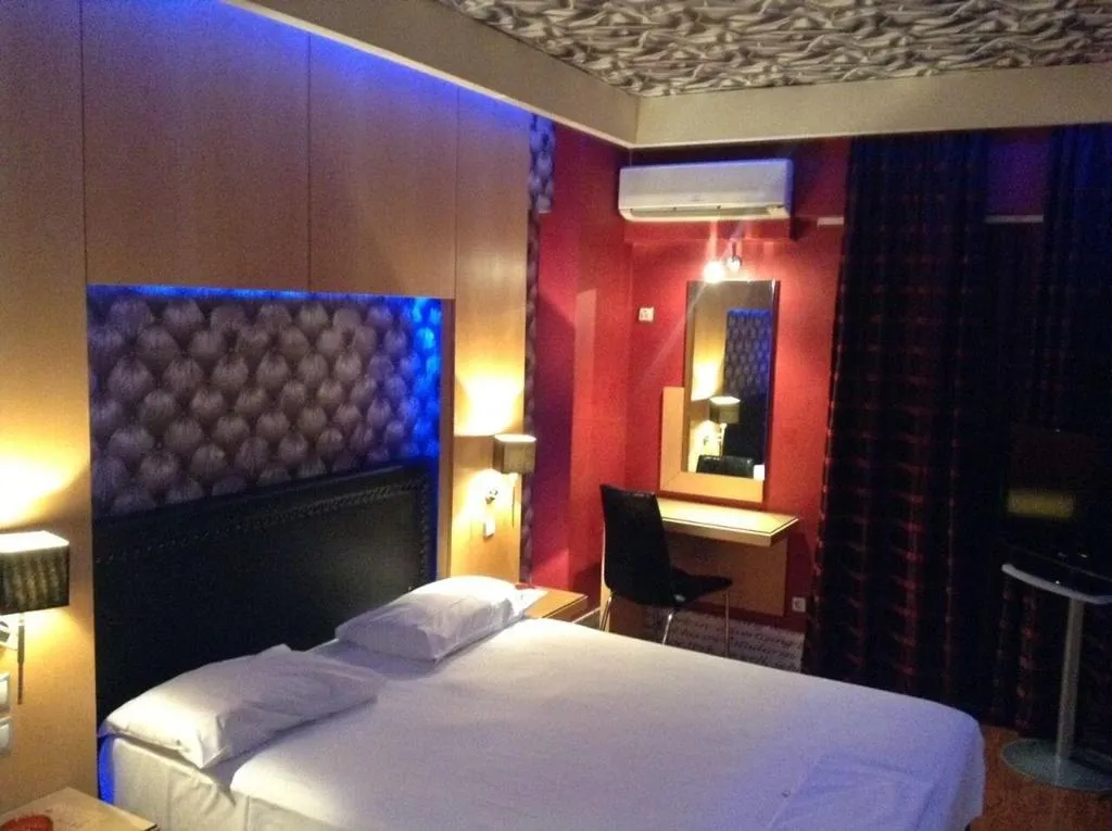 Room, Olympic Hotel – Adults Only, Athens