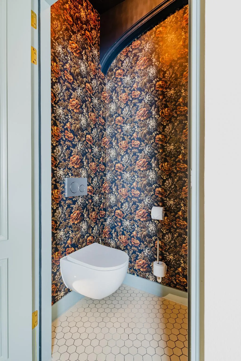 SUITE KING SIZE BED Room, Hotel Mercier, Amsterdam