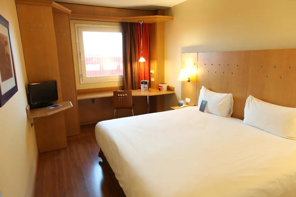 DOUBLE STANDARD Room, Ibis Madrid Alcala H Garena, Madrid