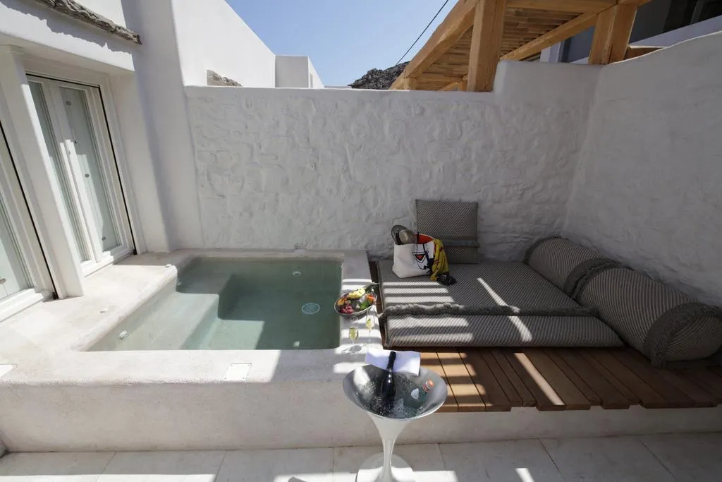 DOUBLE DELUXE WITH PRIVATE POOL Room, Kensho Psarou, Mykonos