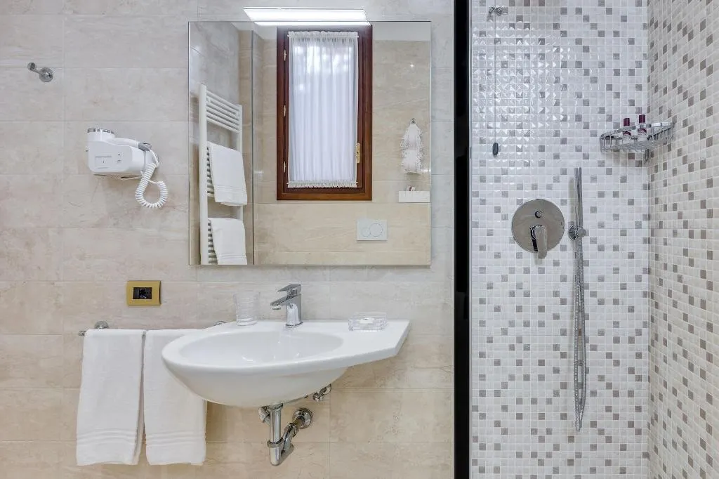 Room, Residenza Veneziana, Venice