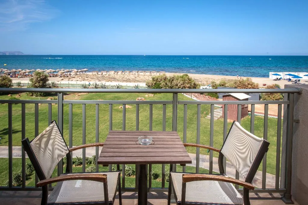 Double or Twin SEA FRONT Room, Bella Beach, Crete