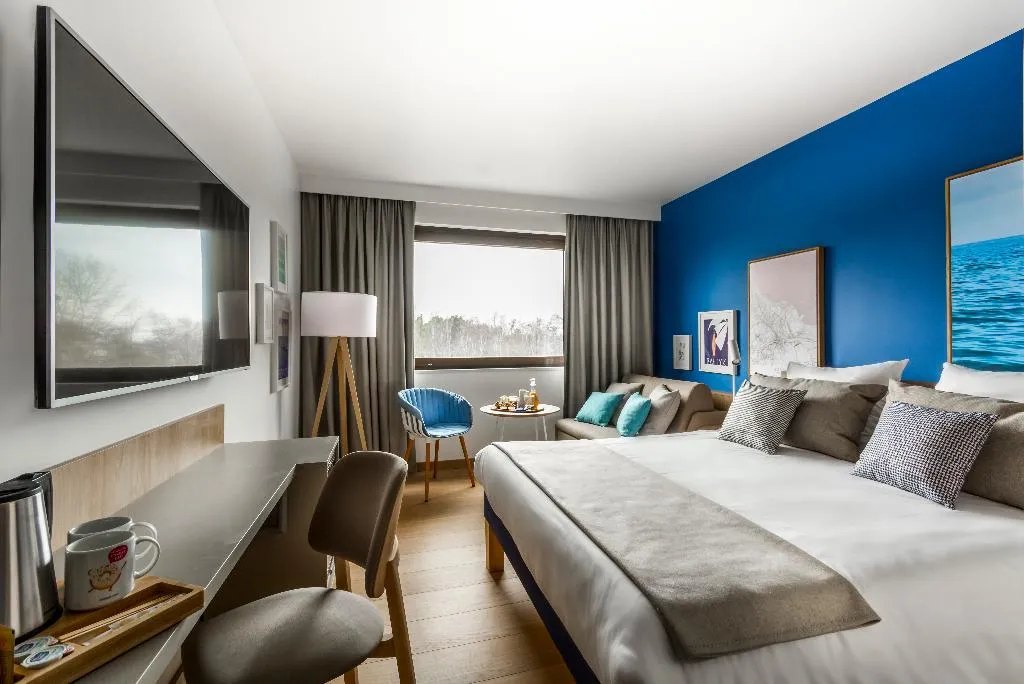 DOUBLE SUPERIOR WITH AIR CONDITIONING Room, Novotel Gdansk Marina, Gdansk