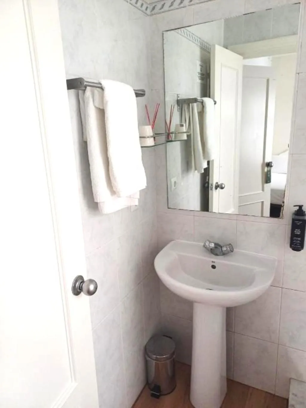 SINGLE STANDARD Room, Hostal Boutique La Malagueña Only Adults by Croma, Costa Del Sol