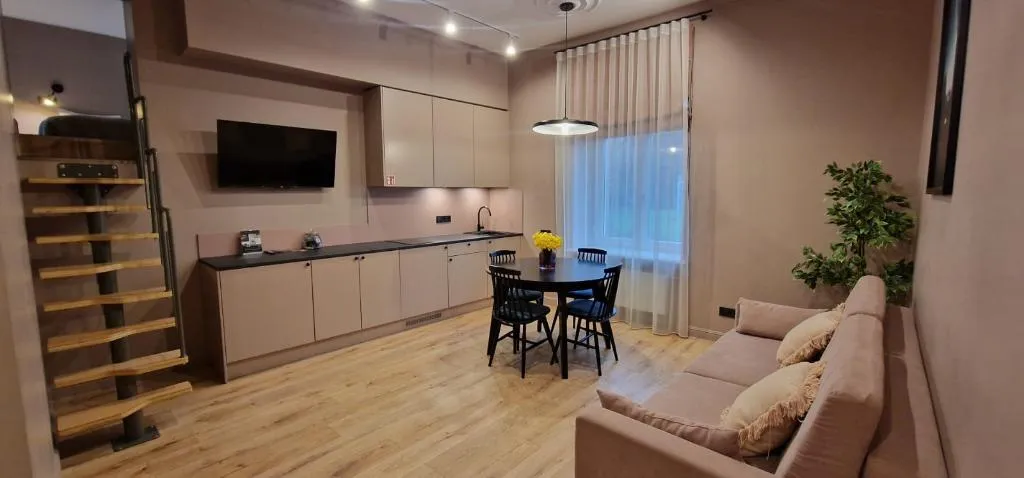 FAMILY ROOM DELUXE WITH AIR CONDITIONING Room, Aparthotel Amella, Riga