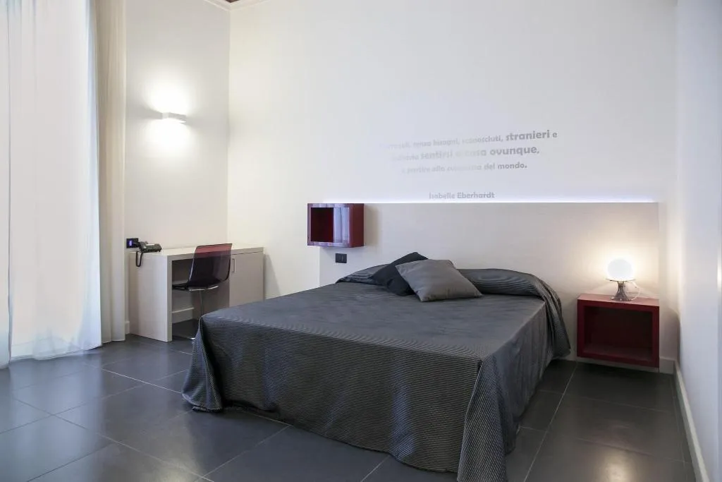 DOUBLE SUPERIOR WITH DOUBLE BED Room, B&B Nostos, Catania