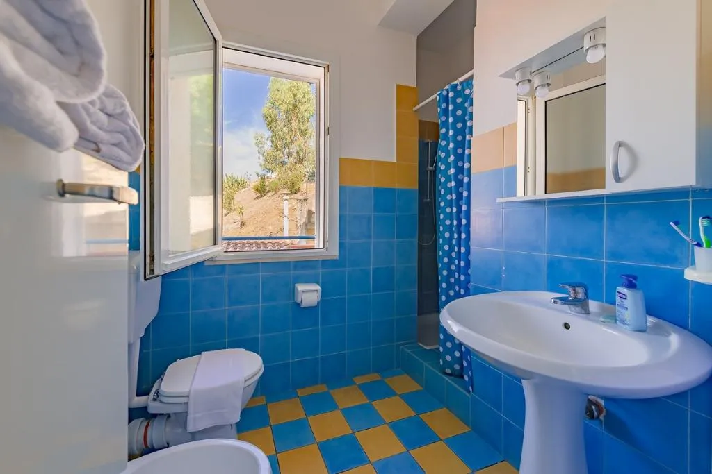 APARTMENT TWO BEDROOMS Room, Lumia Case Vacanze, Catania