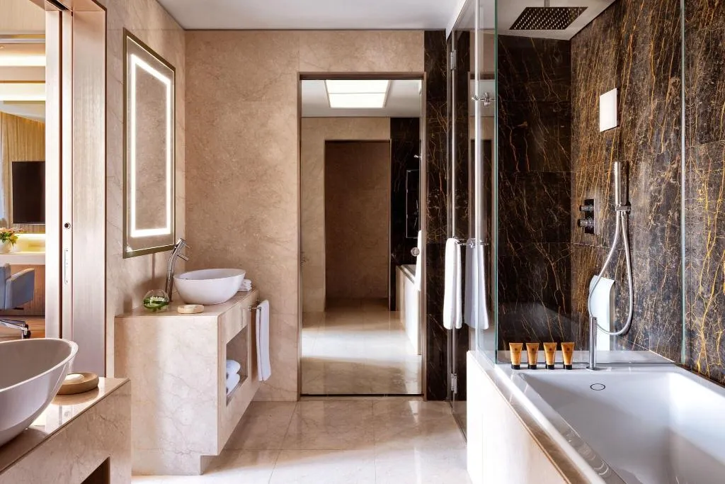 Room, Excelsior Hotel Gallia, a Luxury Collection Hotel, Milan