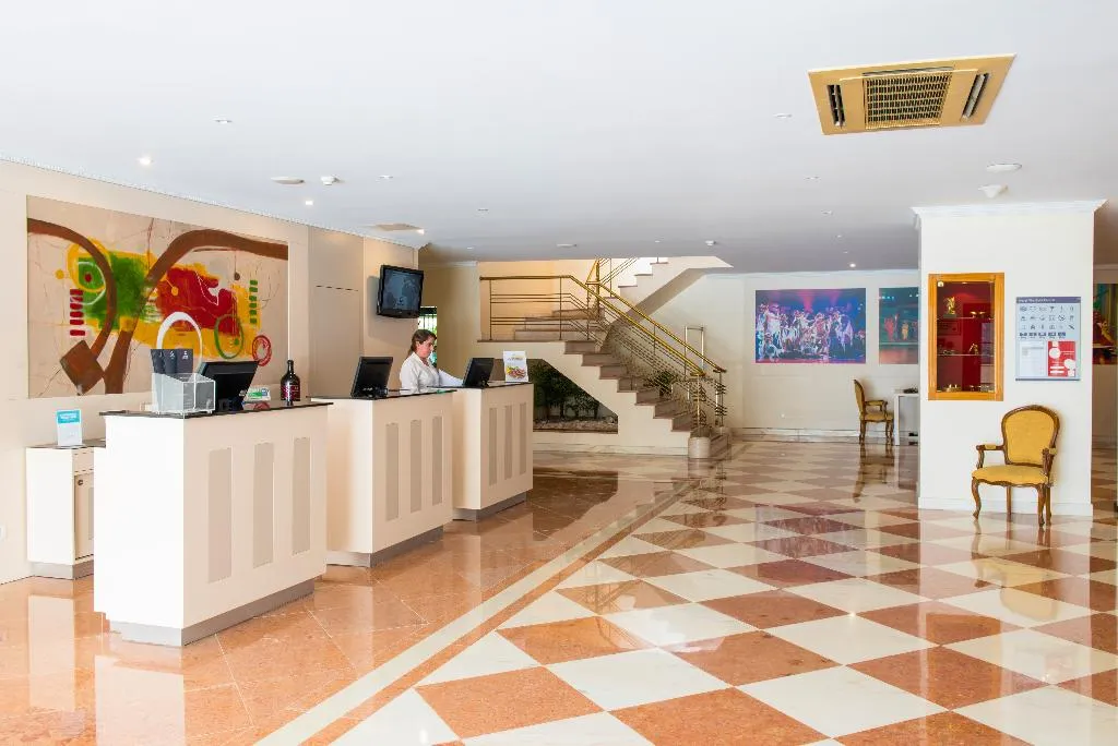 Lobby, Vila Gale Estoril, Lisbon