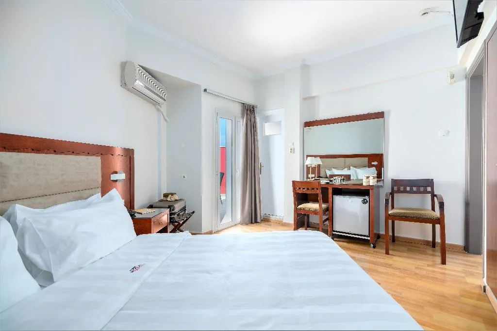 Double or Twin WITH BALCONY Room, Attalos Hotel, Athens