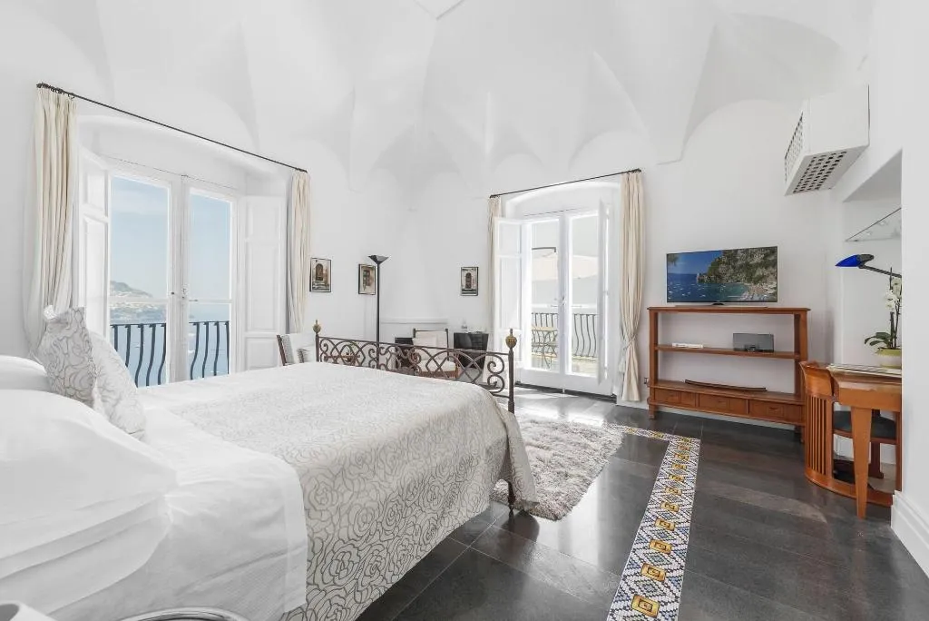 Room, Villa Magia, Naples