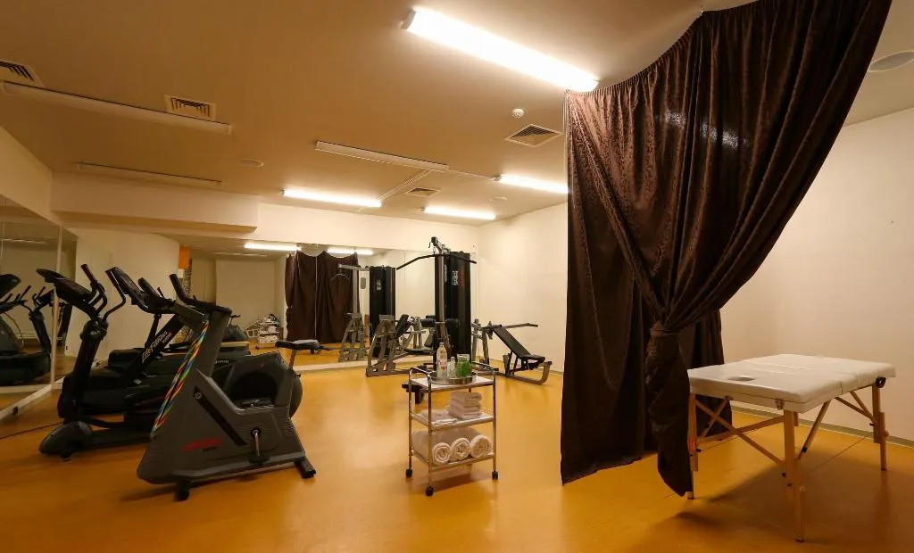 Sports and Entertainment, Hotel Indijan, Dubrovnik