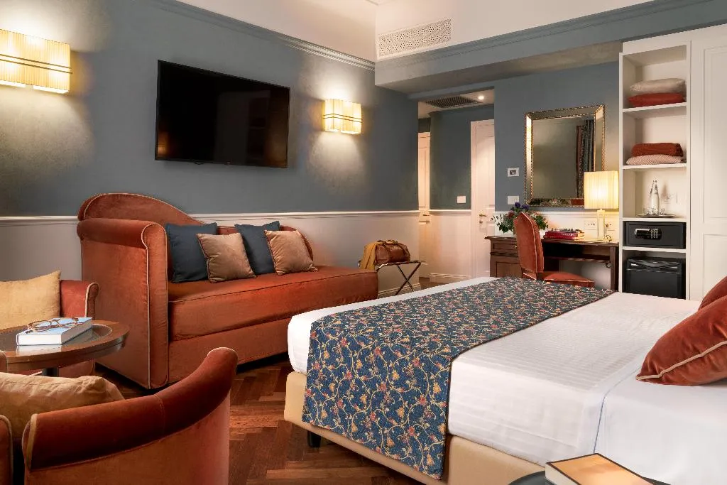 TRIPLE DELUXE Room, Rivoli Boutique Hotel, Florence