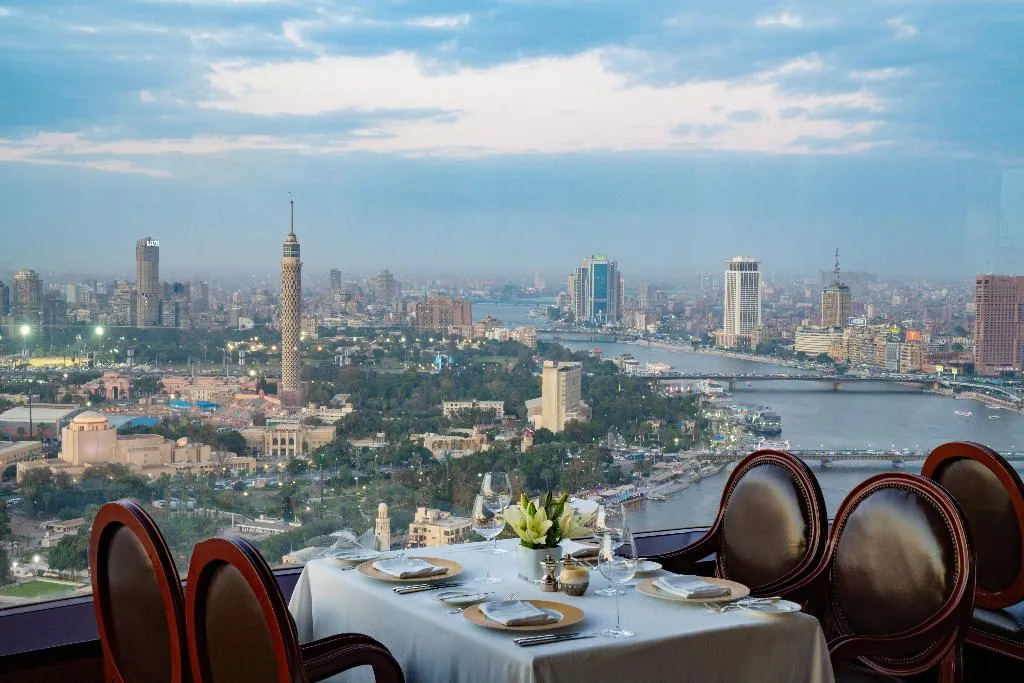 Restaurant, Hilton Cairo Grand Nile, Cairo