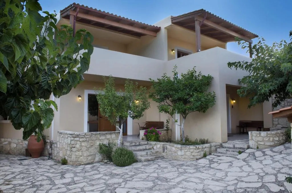 Room, Earino, Crete