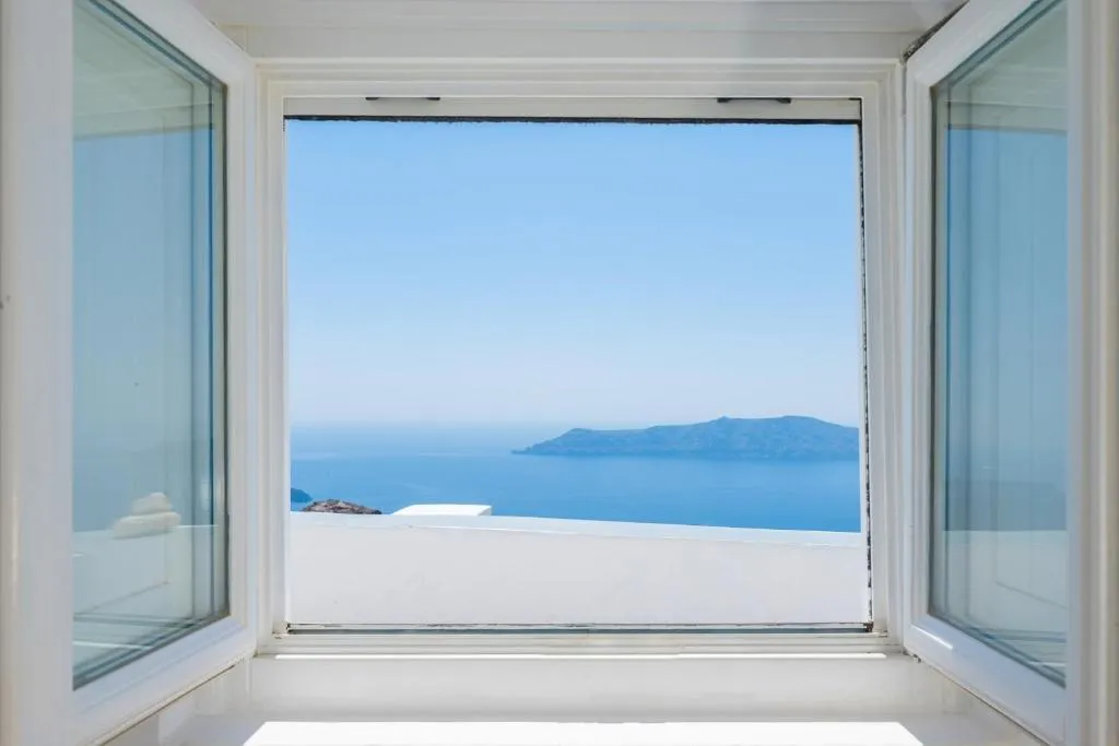 SUITE SEA VIEW WITH TERRACE Room, Sophia Luxury Suites, Santorini