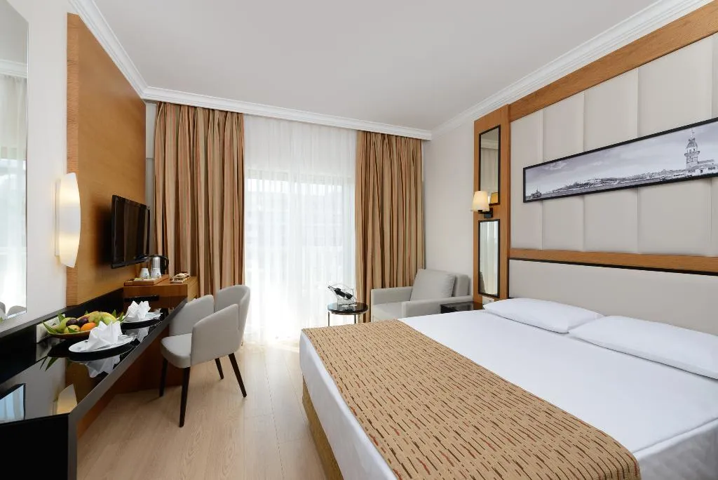 FAMILY ROOM CONNECTING ROOM Room, Aydinbey Famous Resort, Antalya