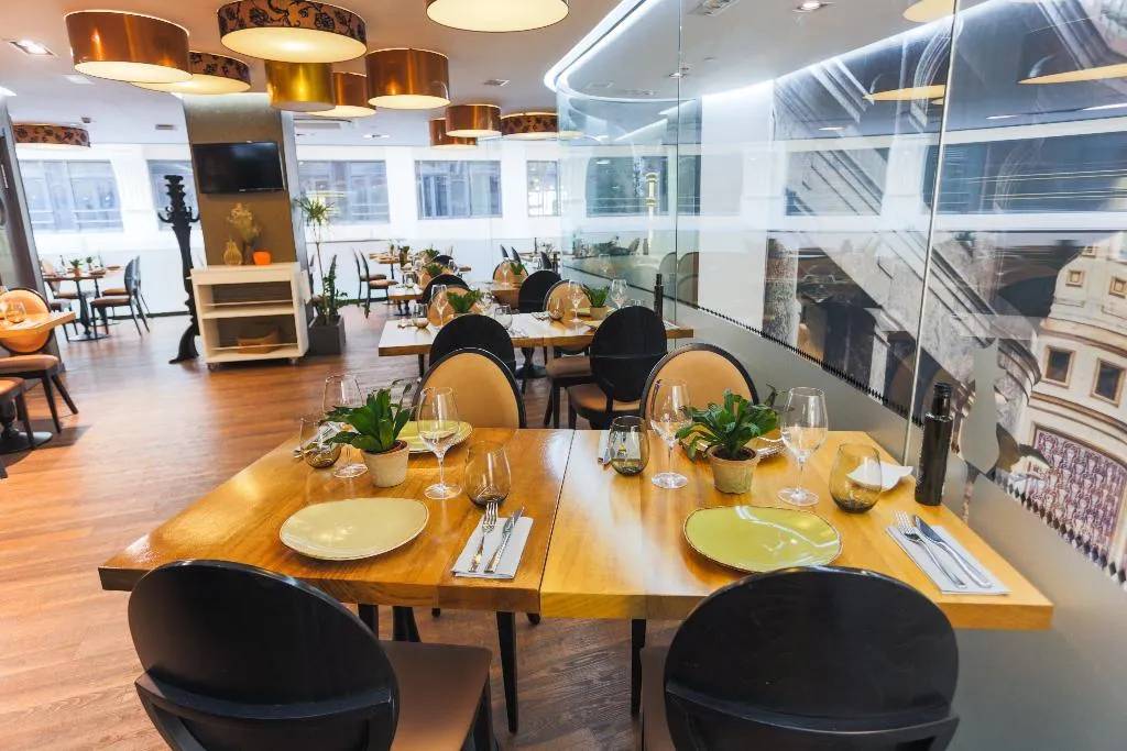 Restaurant, Hotel Indigo Madrid - Gran Via, Madrid