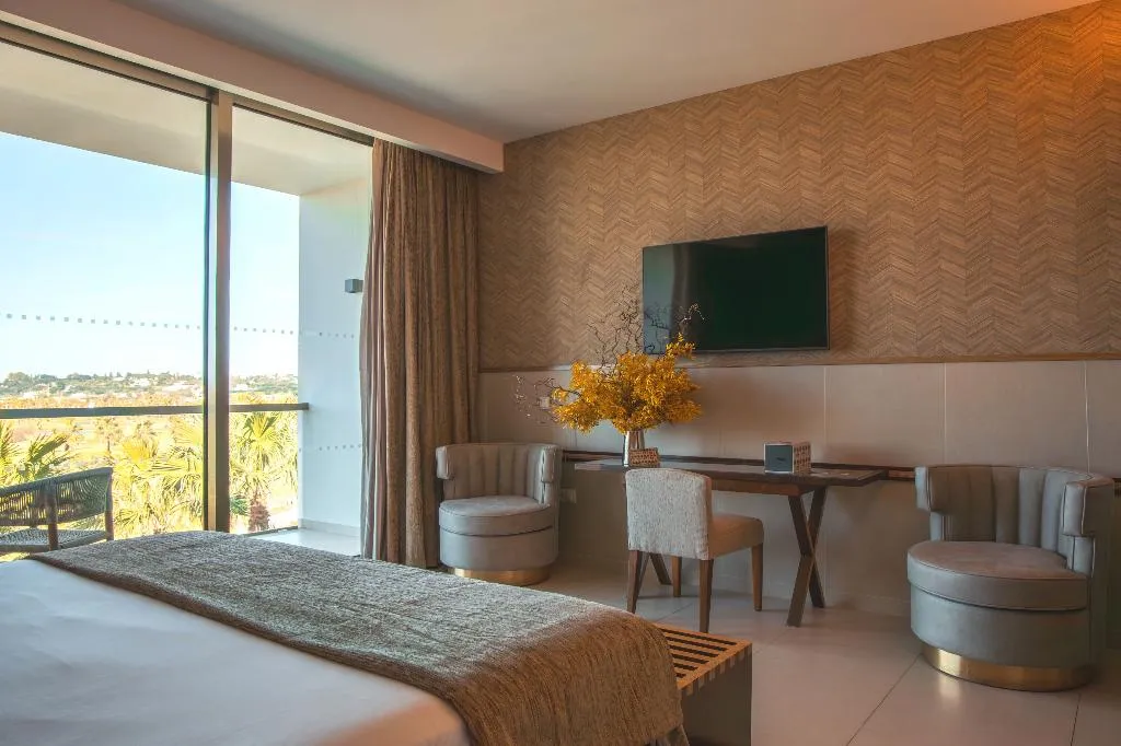 Double or Twin SIDE SEA VIEW Room, Wine & Books by the sea - Algarve Resort, Algarve