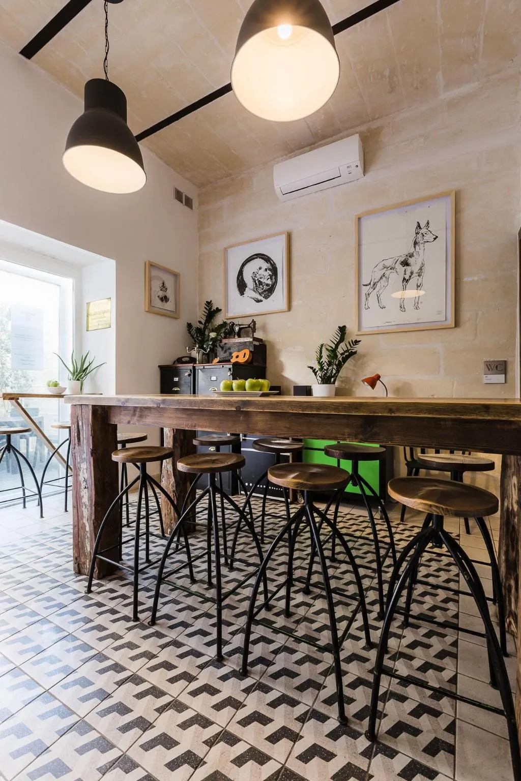 Restaurant, Two Pillows Boutique Hostel, Malta