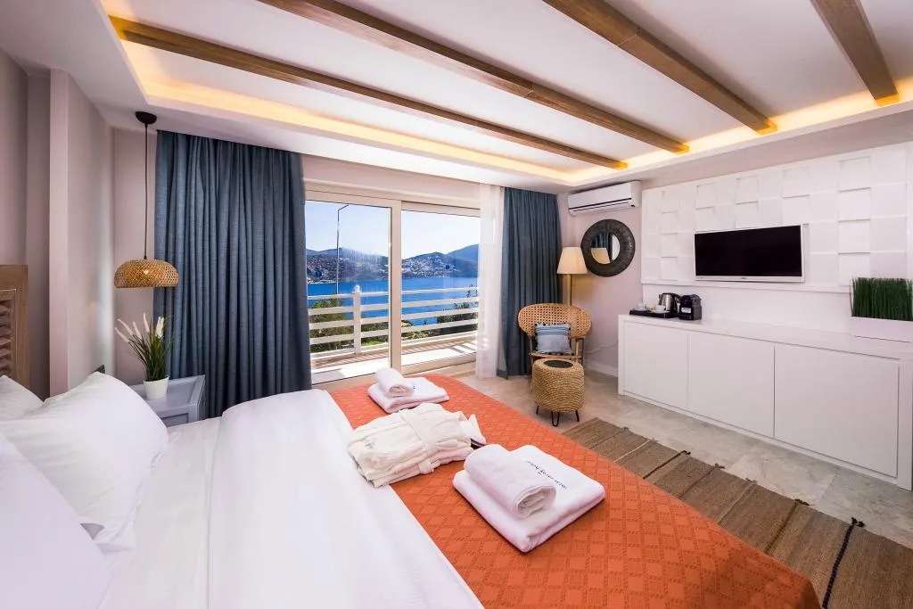 DOUBLE DELUXE SEA VIEW Room, Kalkan Saray Suites, Dalaman