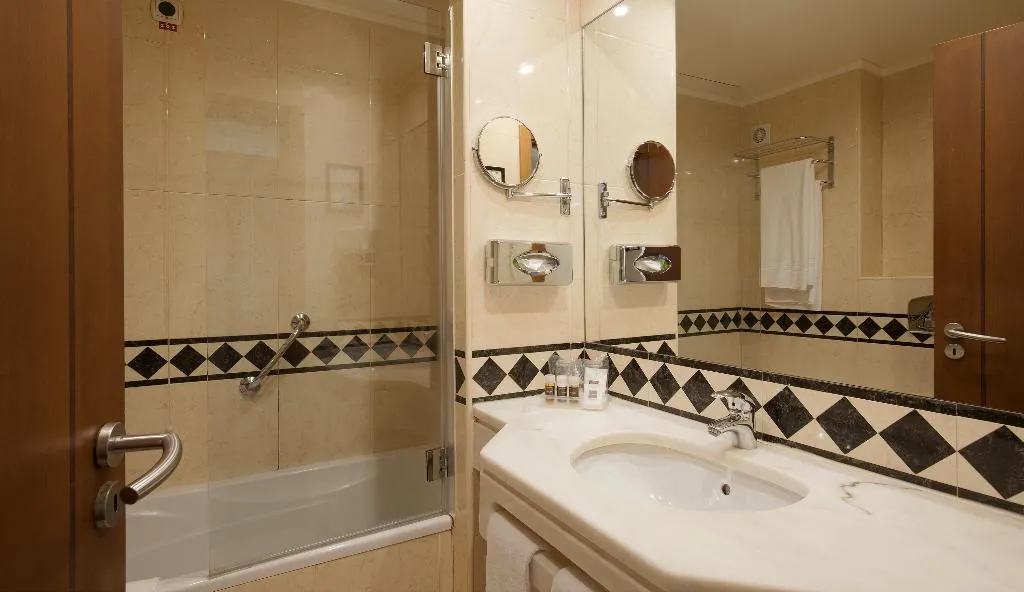 TWIN STANDARD Room, Turim Europa Hotel, Lisbon