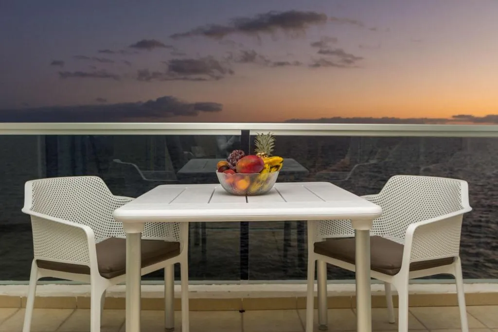 Terrace, Pearly Grey Ocean Club Apartments & Suites, Tenerife