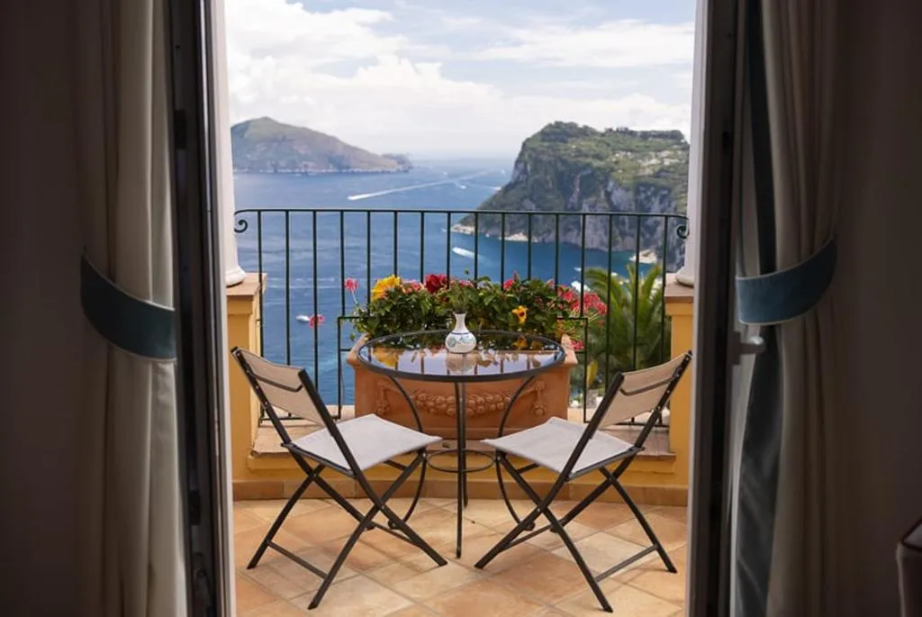 SUITE STANDARD Room, Caesar Augustus, Naples