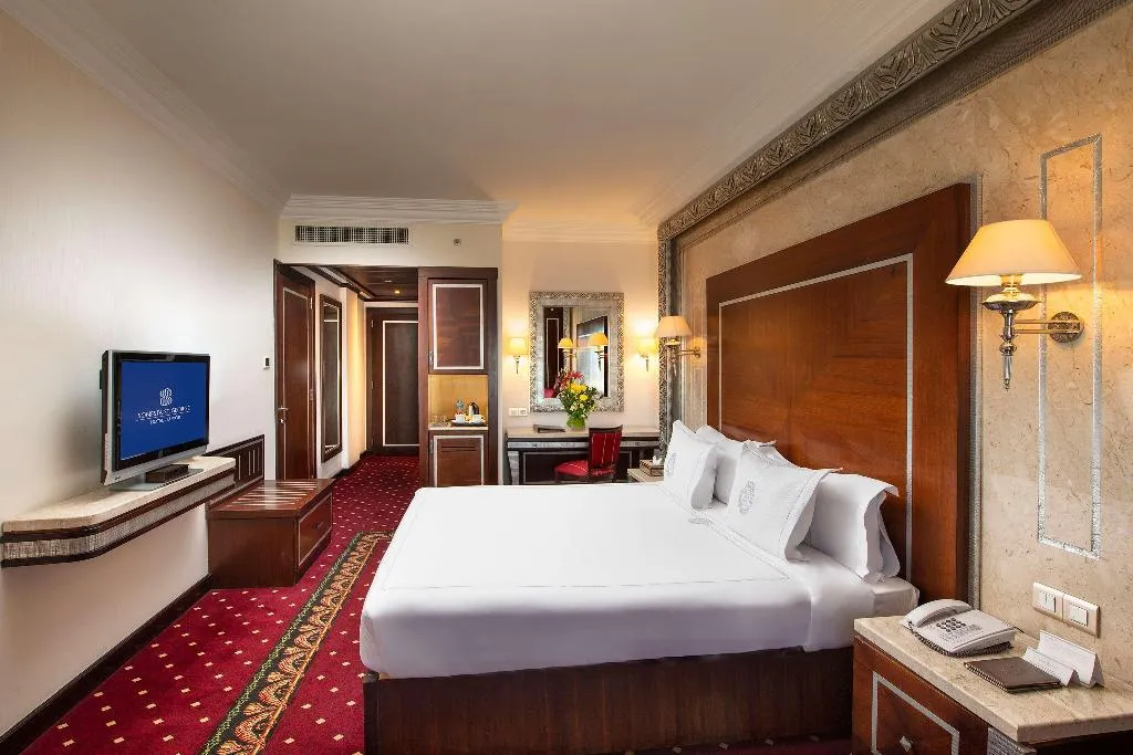 Room CLUB CITY VIEW Room, Sonesta St. George Hotel Luxor, Luxor
