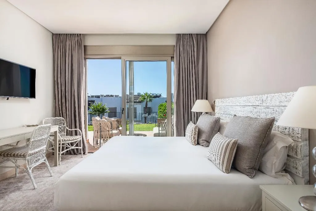SUITE THREE BEDROOMS Room, Las Terrazas de Abama Suites, Tenerife