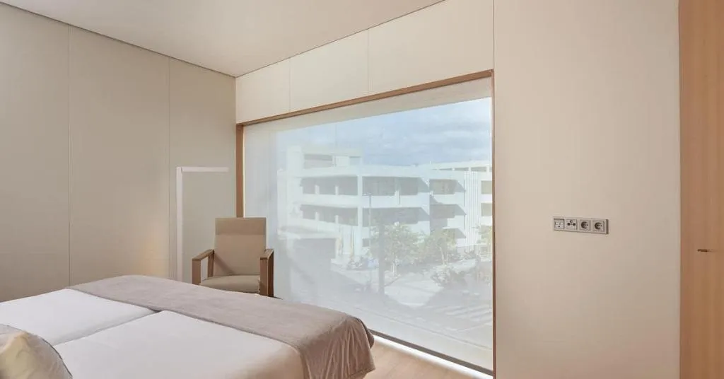 SUITE TWO BEDROOMS Room, Melia Palma Bay, Majorca