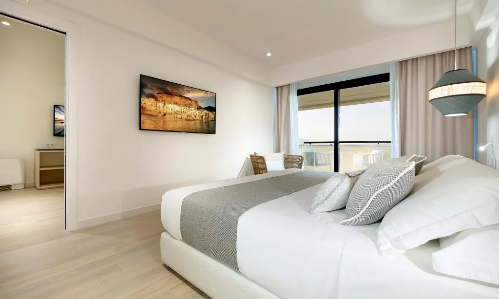 SUITE SEA VIEW Room, Grand Palladium Sicilia Resort & Spa, Palermo
