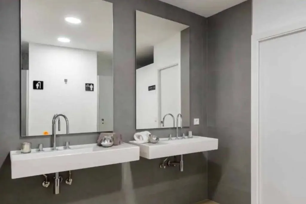 Sports and Entertainment, Hotel Cenit & Apts. Sol y Viento, Ibiza