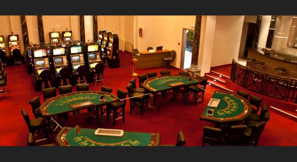 Sports and Entertainment, Cesar Palace Casino Hotel, Tunisia
