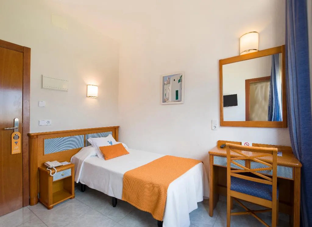 SINGLE STANDARD Room, Osiris Ibiza, Ibiza