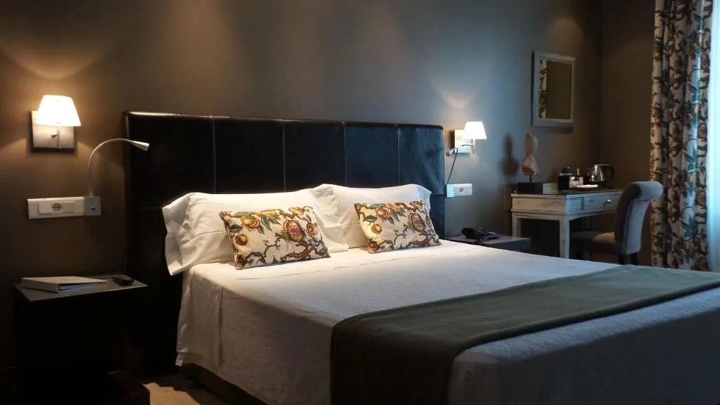 Double or Twin WITH TERRACE Room, Hotel Moderno, Madrid
