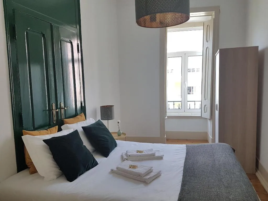 Room, Dukostel, Lisbon