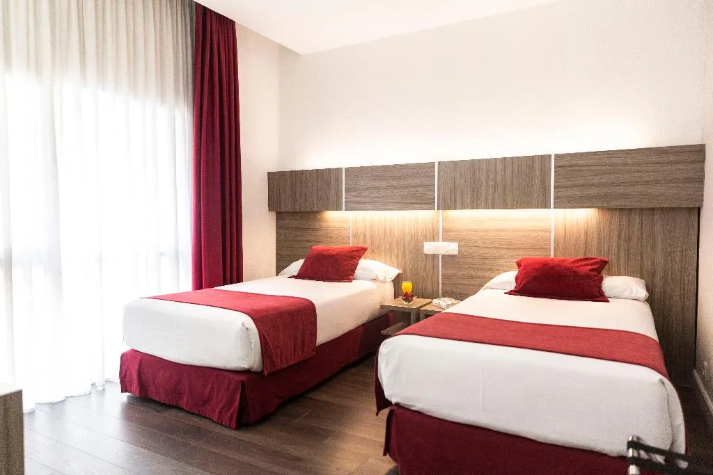 DOUBLE STANDARD Room, Serrano, Madrid