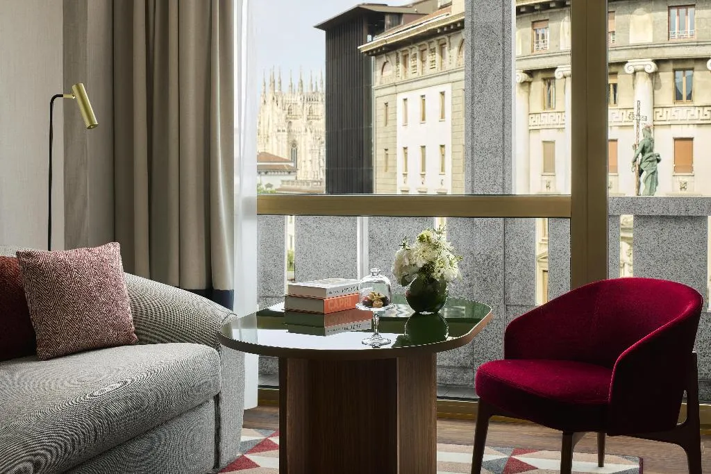 SUITE CAPACITY 3 Room, Tivoli President Milano Hotel, Milan