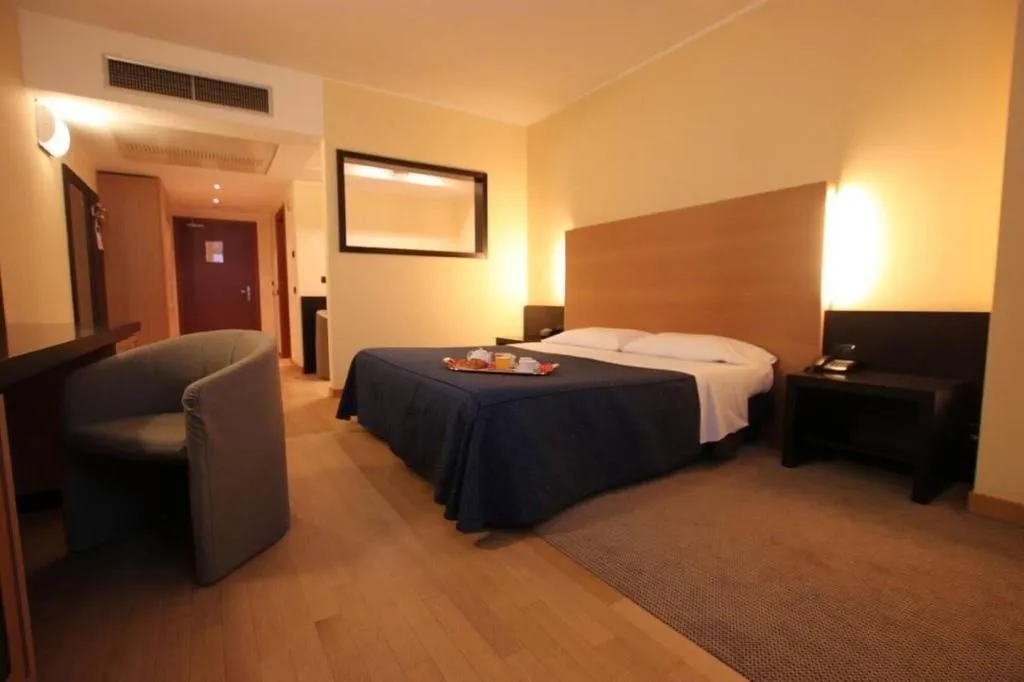 Room, Golf Hotel Resort, Milan